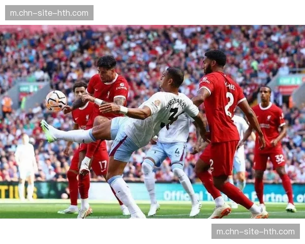 阿斯顿维拉爆冷负于垫底狼队 积分被曼联追平跌至第四